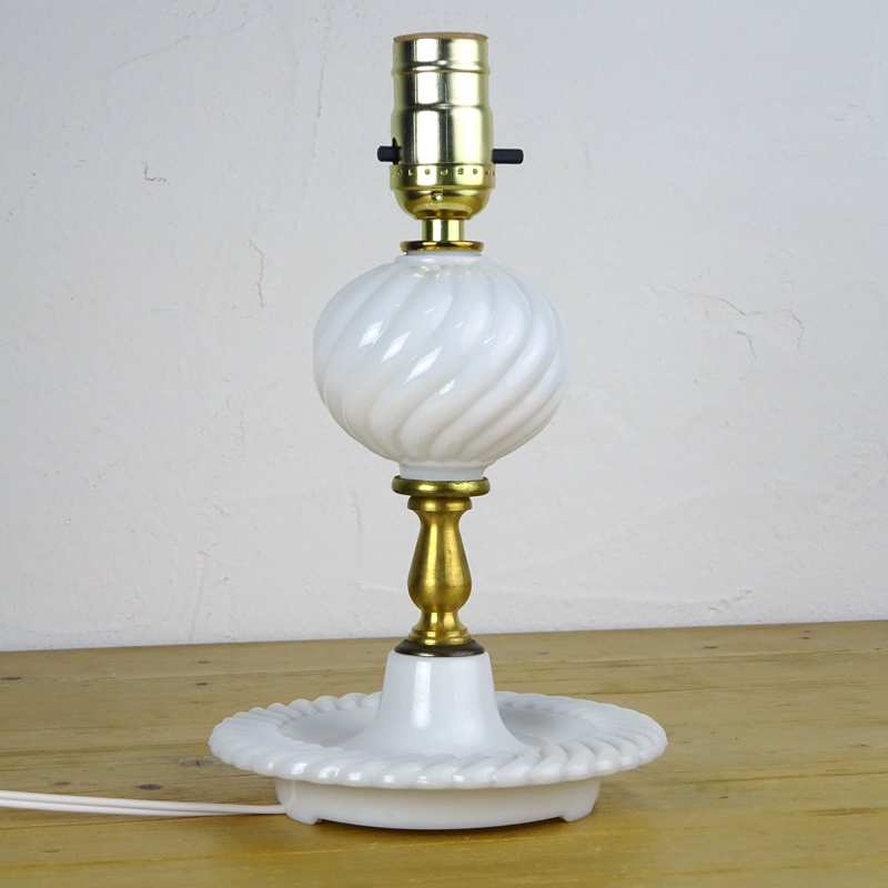 アメリカ製 ヴィンテージ ミルクガラス テーブル ランプ 